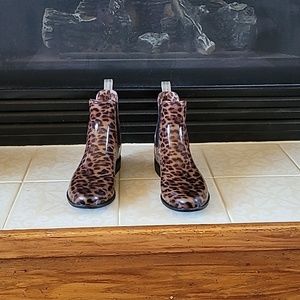 Leopard print rain boots size 9